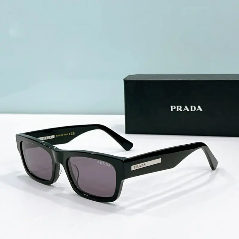 prada aaa qualite lunettes de soleil s_1213a02